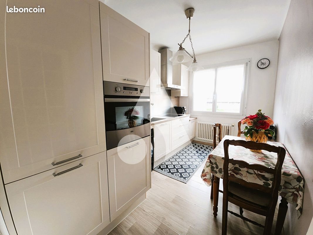 Appartement à vendre, 81m², Montceau-les-Mines