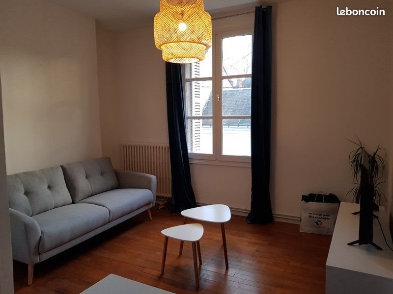 Appartement à louer, 49m², Tours