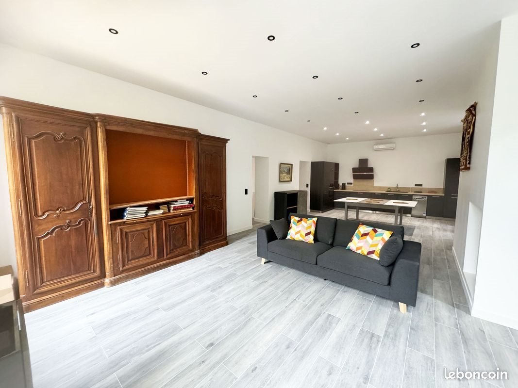 Appartement à louer, 130m², Miramas