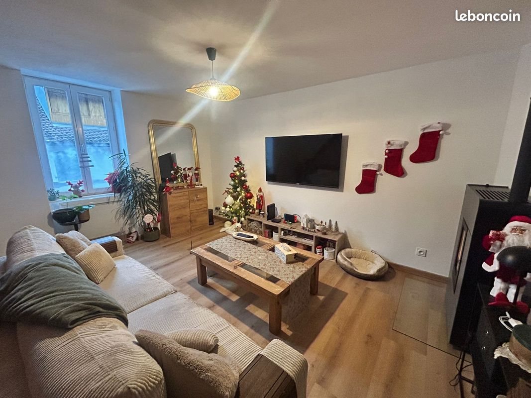 Maison à louer, 100m², Frangy