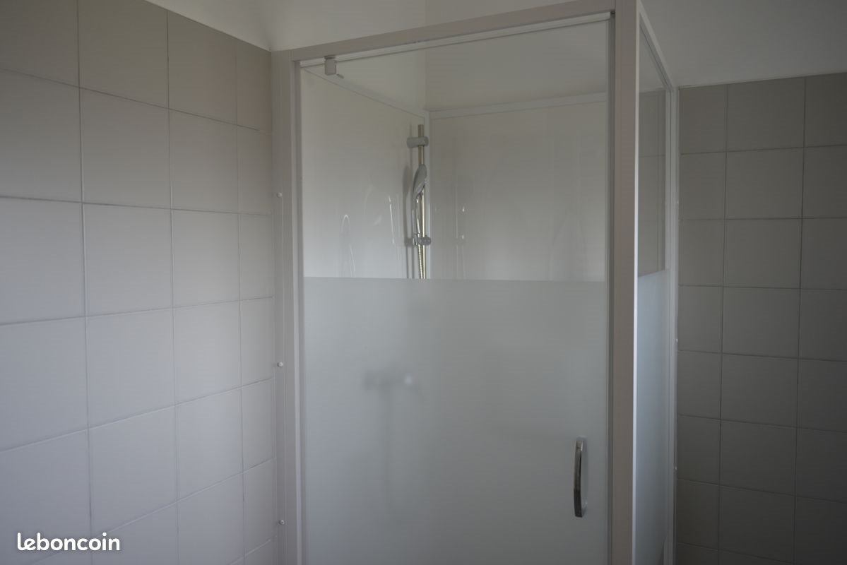 Appartement à louer, 82m², Andornay