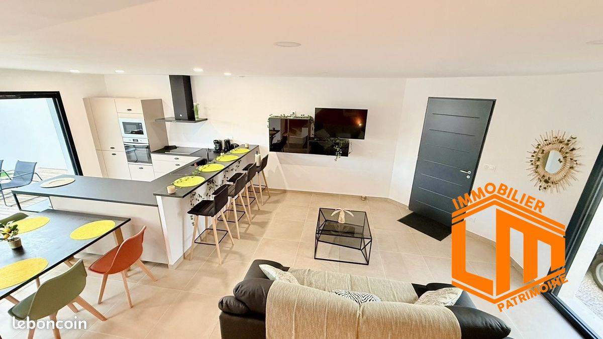 Maison à louer, 100m², Bessan