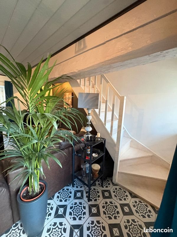 Maison à louer, 40m², Bais