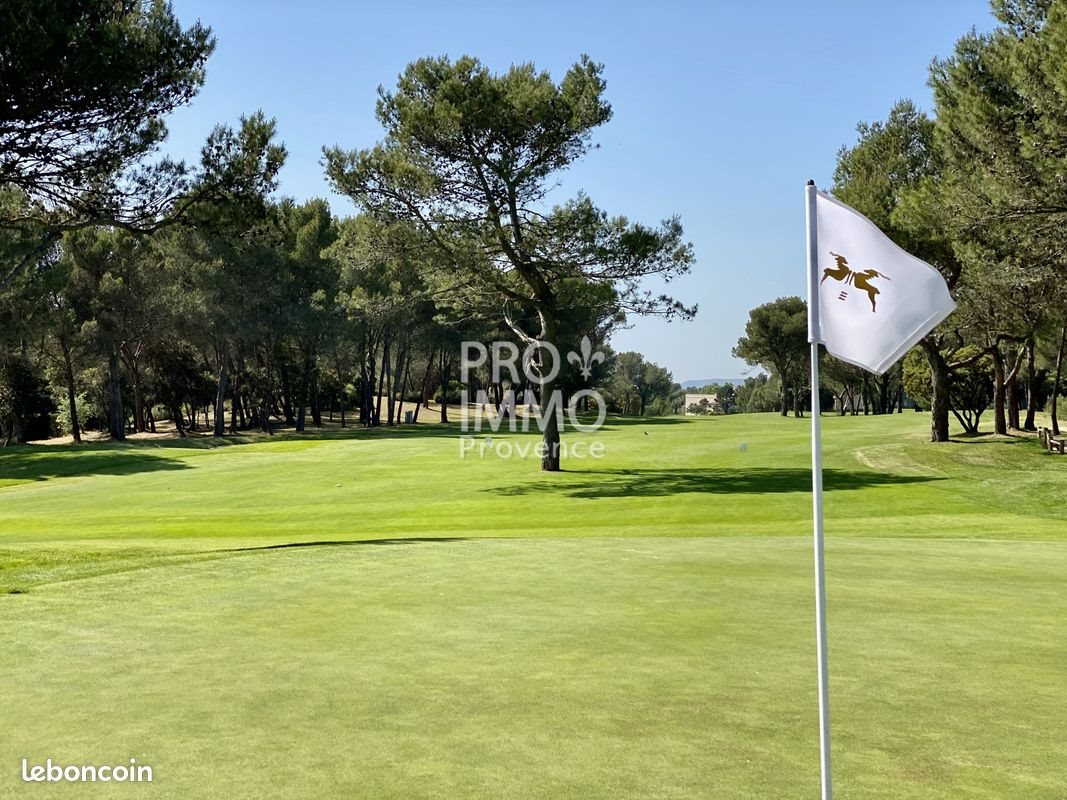 Maison à louer, 83m², Mallemort