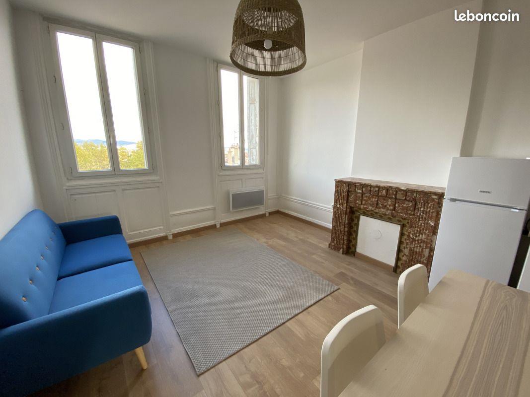 Appartement à louer, 45m², Saint-Etienne