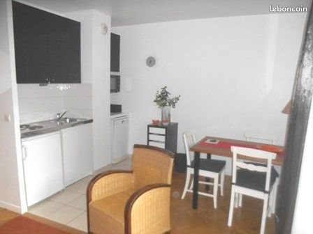 Appartement à louer, 28m², Paris 19ème