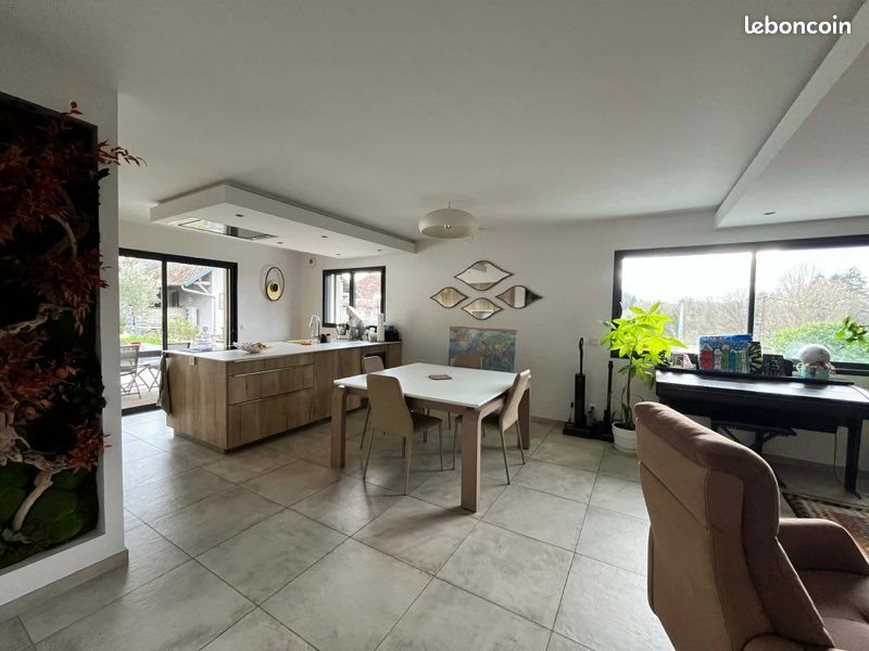 Maison à louer, 136m², Villaz