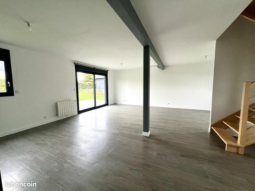 Maison à louer, 86m², Gavrus