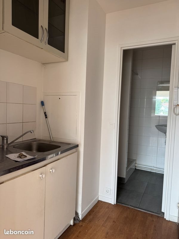 Appartement à louer, 14m², Paris 20ème