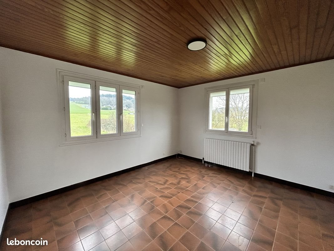 Maison à louer, 112m², Baud