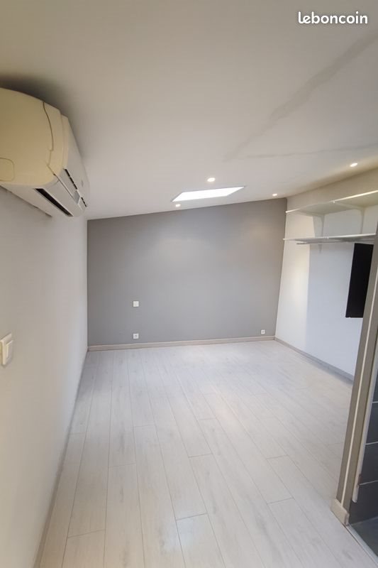 Maison à louer, 52m², Saint-Zacharie