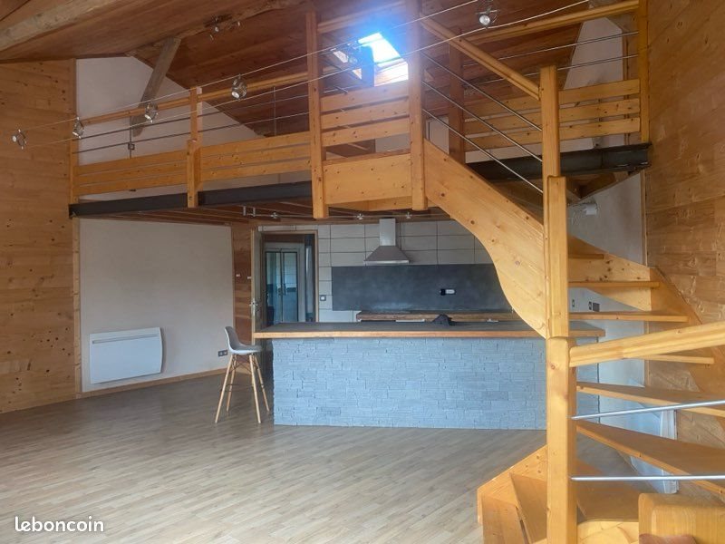 Appartement à louer, 85m², Dun