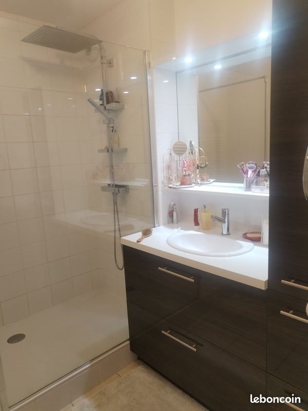 Appartement à louer, 69m², Les Roches-de-Condrieu