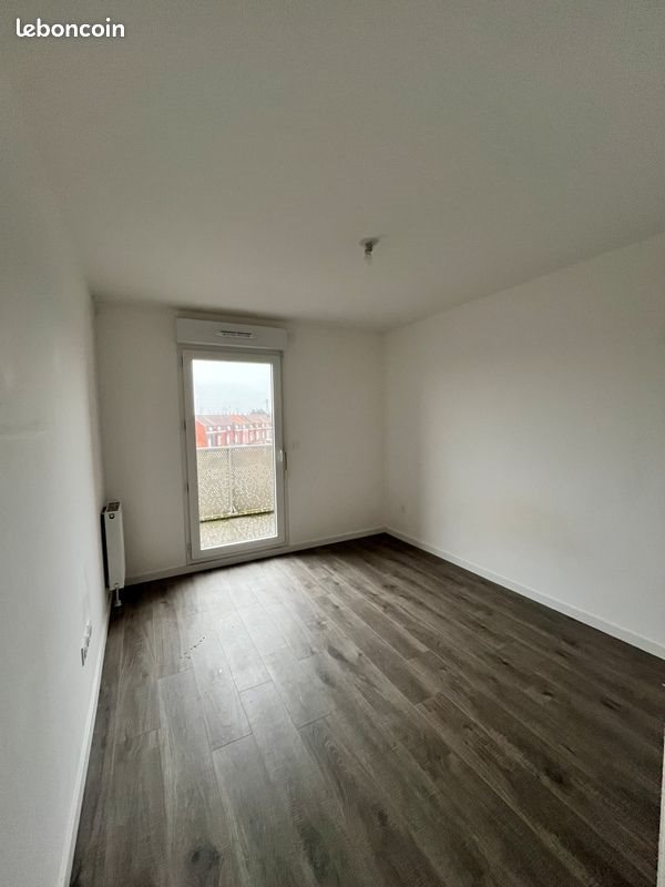 Appartement à louer, 70m², Comines