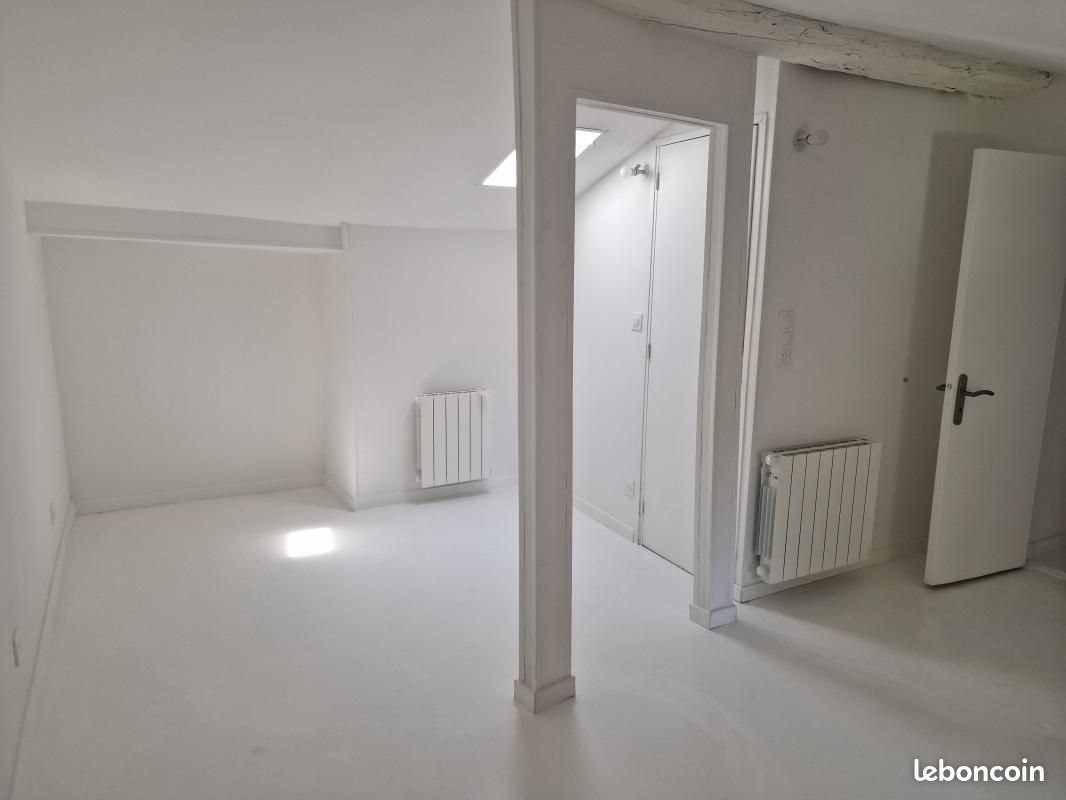 Appartement à louer, 21m², Ecully