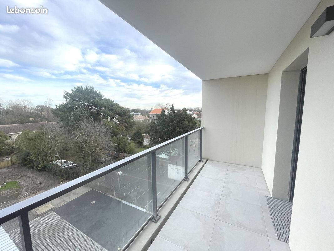 Appartement à vendre, 69m², Bordeaux