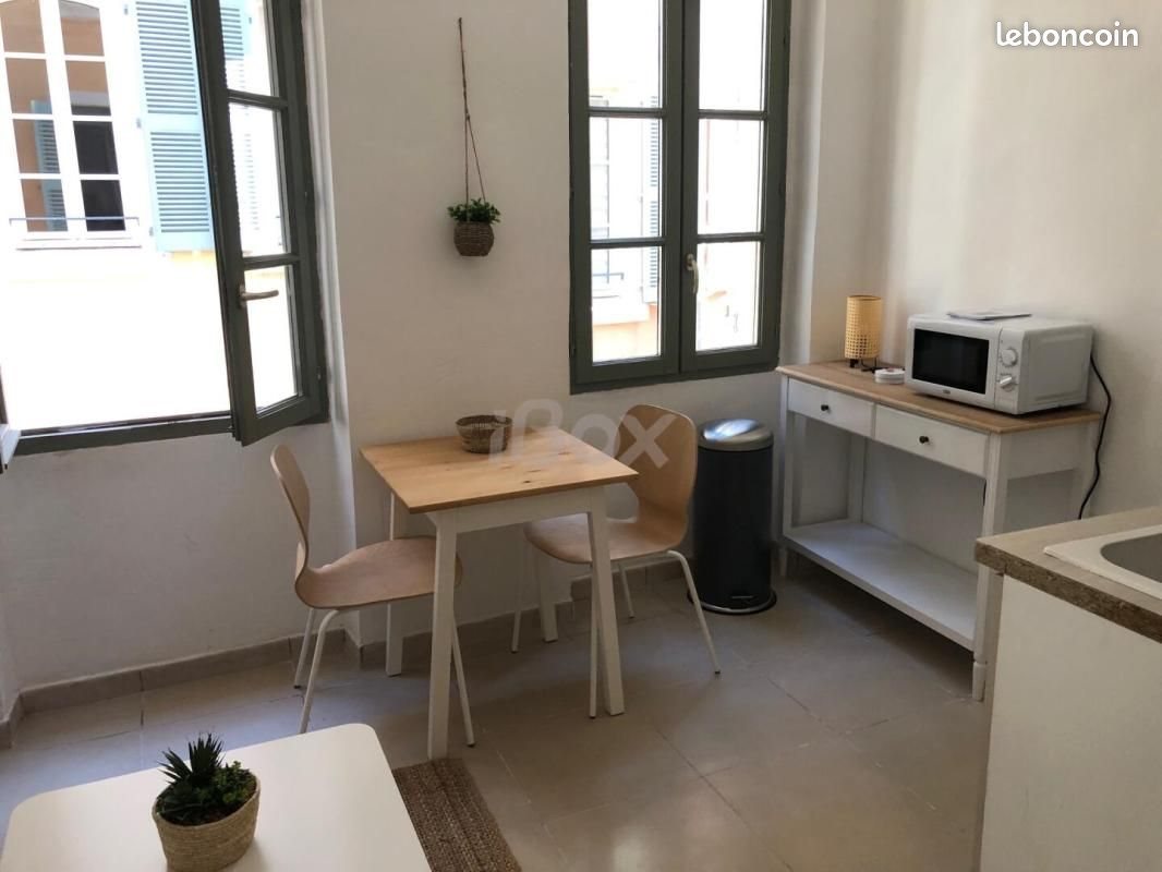 Appartement à louer, 16m², Toulon