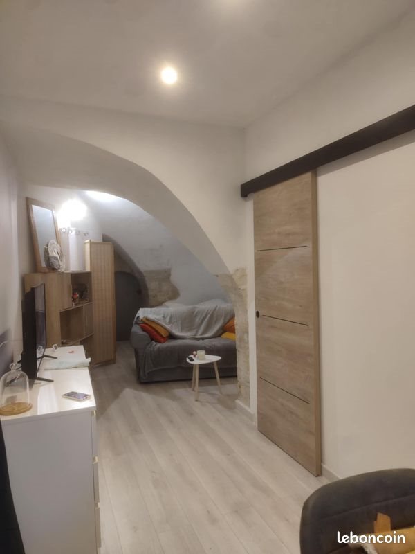 Appartement à louer, 32m², Aramon