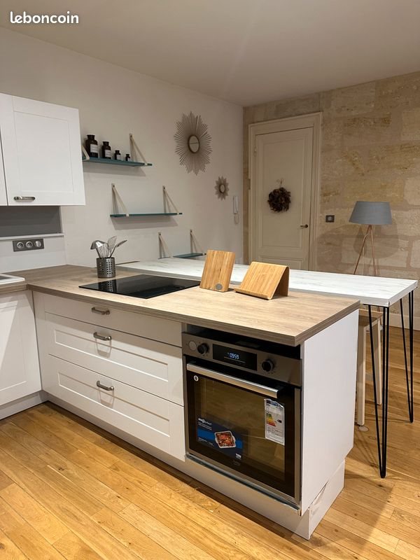 Appartement à louer, 83m², Bordeaux