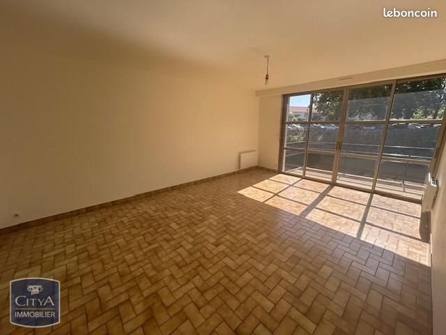 Appartement à louer, 146m², Montaigu