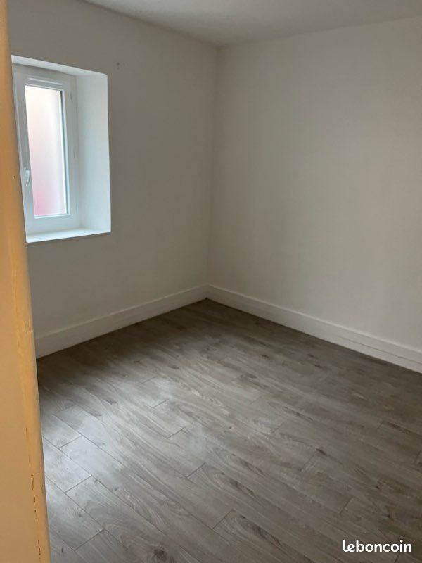 Appartement à louer, 57m², Châtel-Guyon