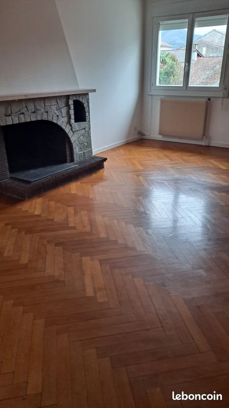Appartement à louer, 130m², Saint-Girons