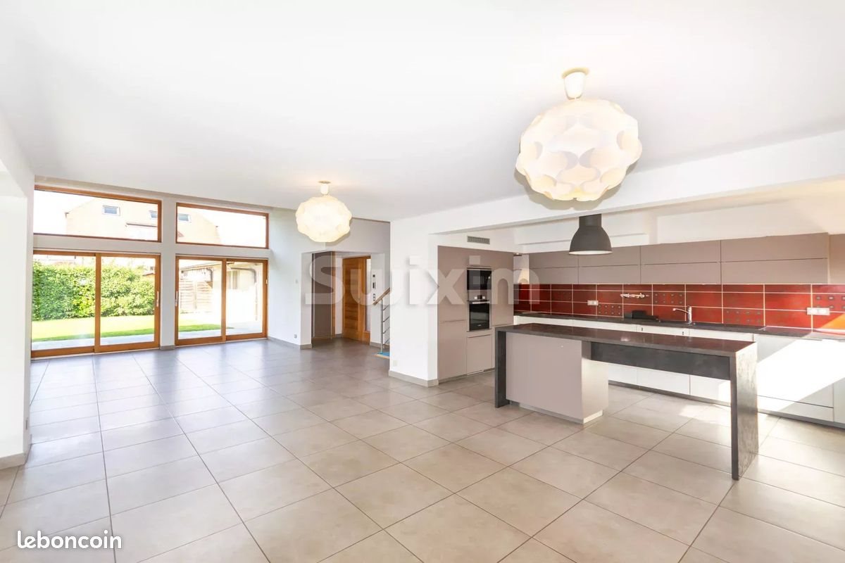 Maison à louer, 178m², Gaillard