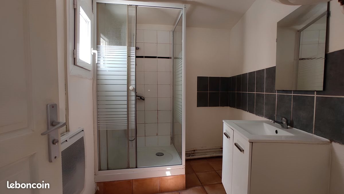 Appartement à louer, 37m², Marseille 2ème