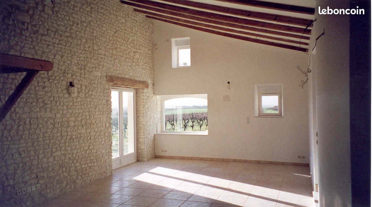 Maison à louer, 190m², Echebrune