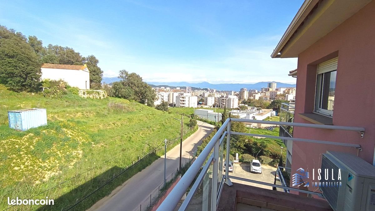 Appartement à louer, 36m², Ajaccio