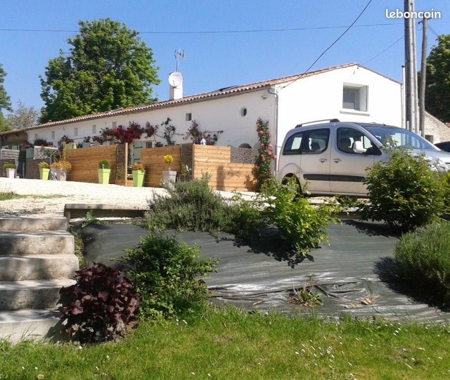 Maison à vendre, 196m², Lussac