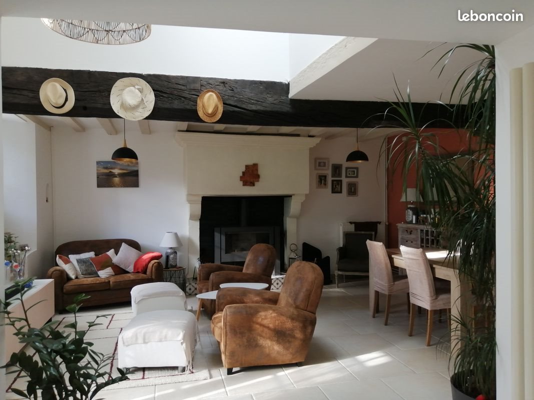 Maison à vendre, 196m², Lussac