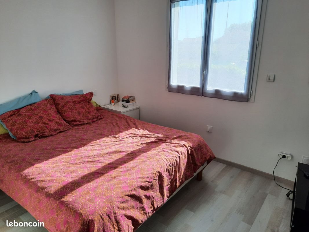 Maison à louer, 104m², Bessan