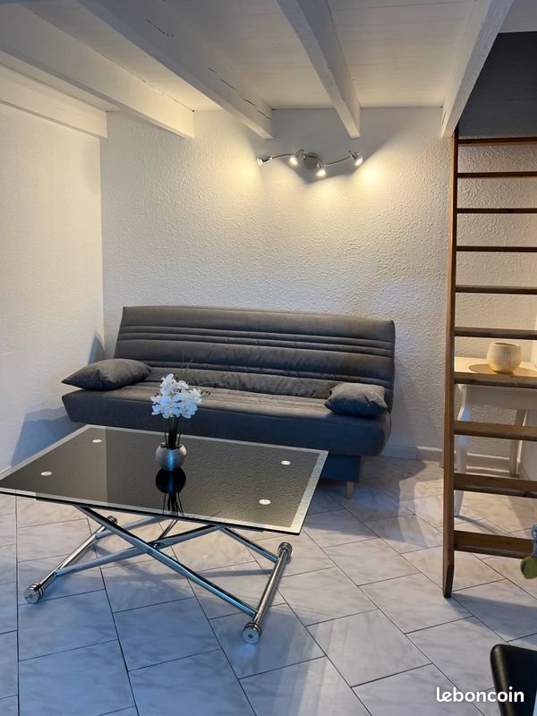 Appartement à louer, 23m², Nîmes