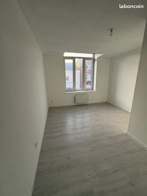 Appartement à louer, 30m², Hautmont