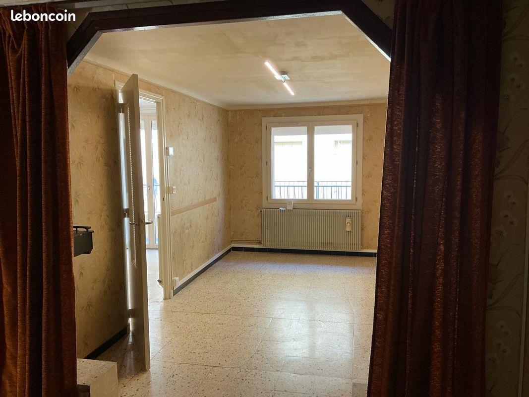 Maison à louer, 97m², Bédarieux