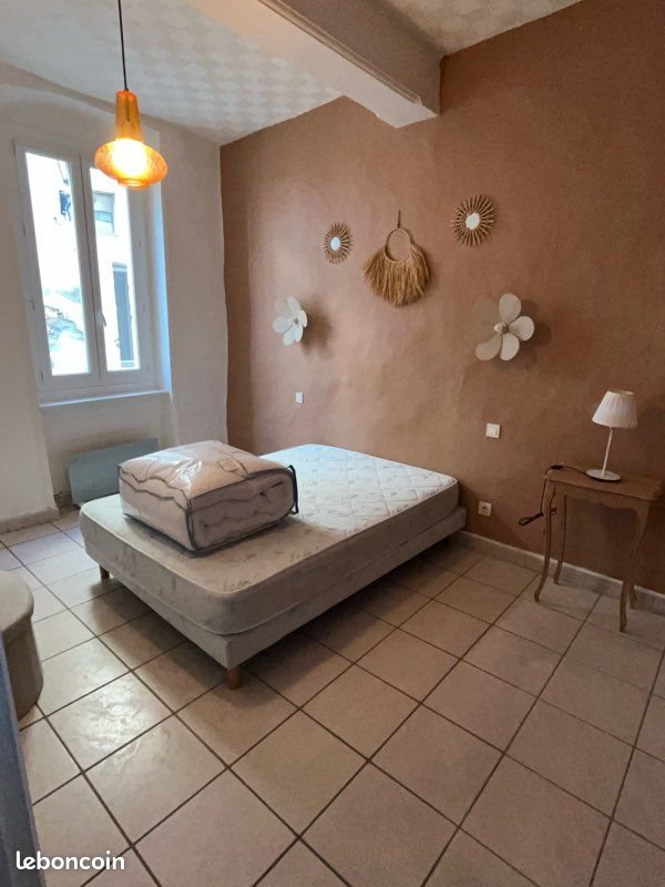 Maison à louer, 80m², Coursan