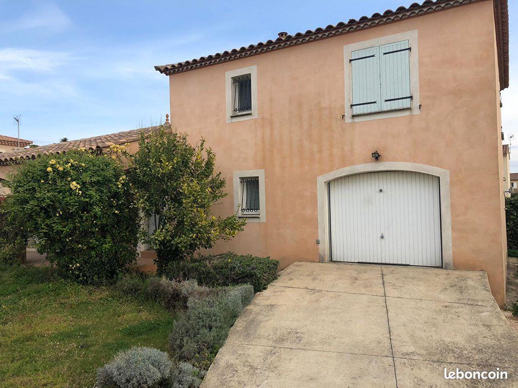 Maison à louer, 107m², Redessan