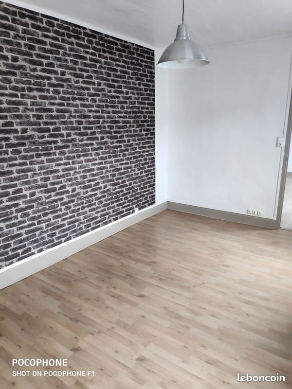 Appartement à louer, 71m², Avesnes-sur-Helpe