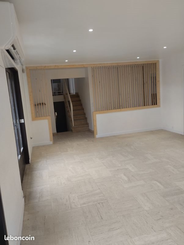 Maison à louer, 114m², Bonson