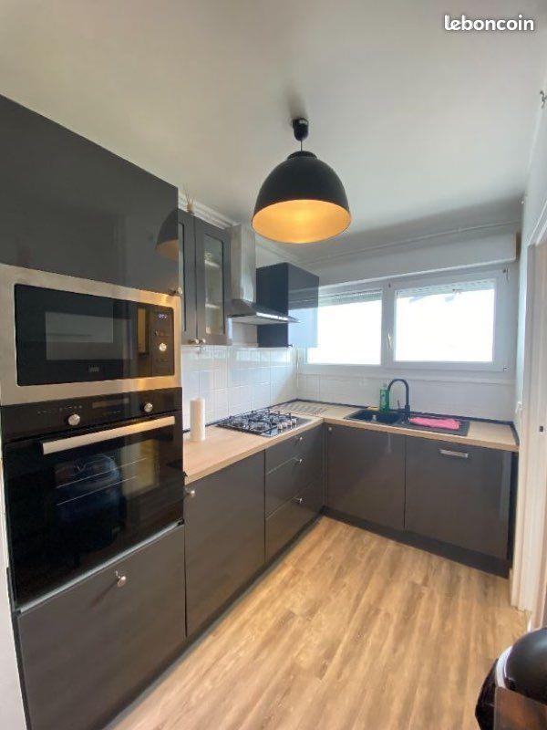 Maison à louer, 74m², Landivisiau