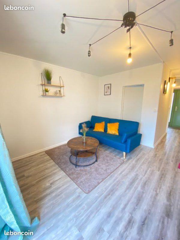 Maison à louer, 74m², Landivisiau