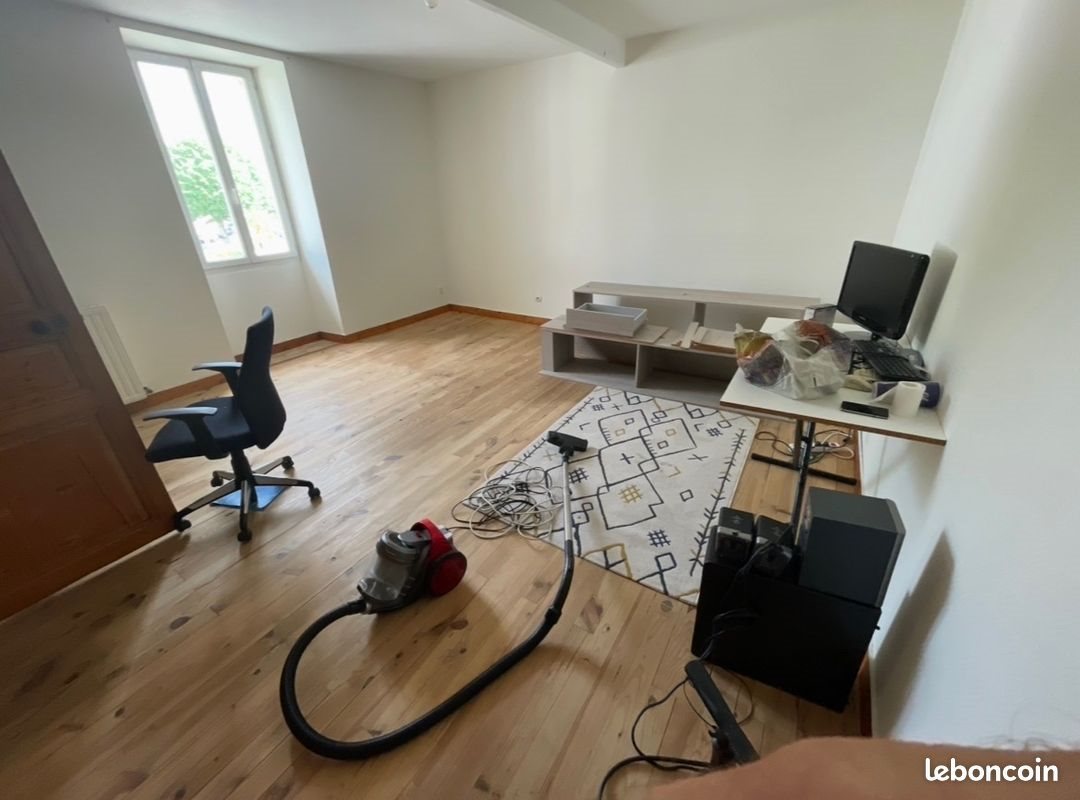 Maison à louer, 120m², Chasseneuil-sur-Bonnieure