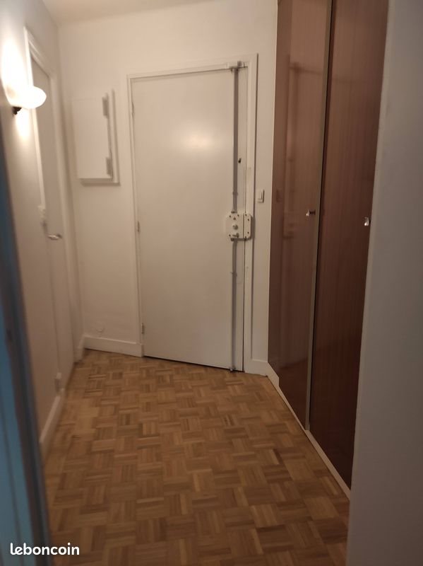 Appartement à louer, 28m², Paris 20ème