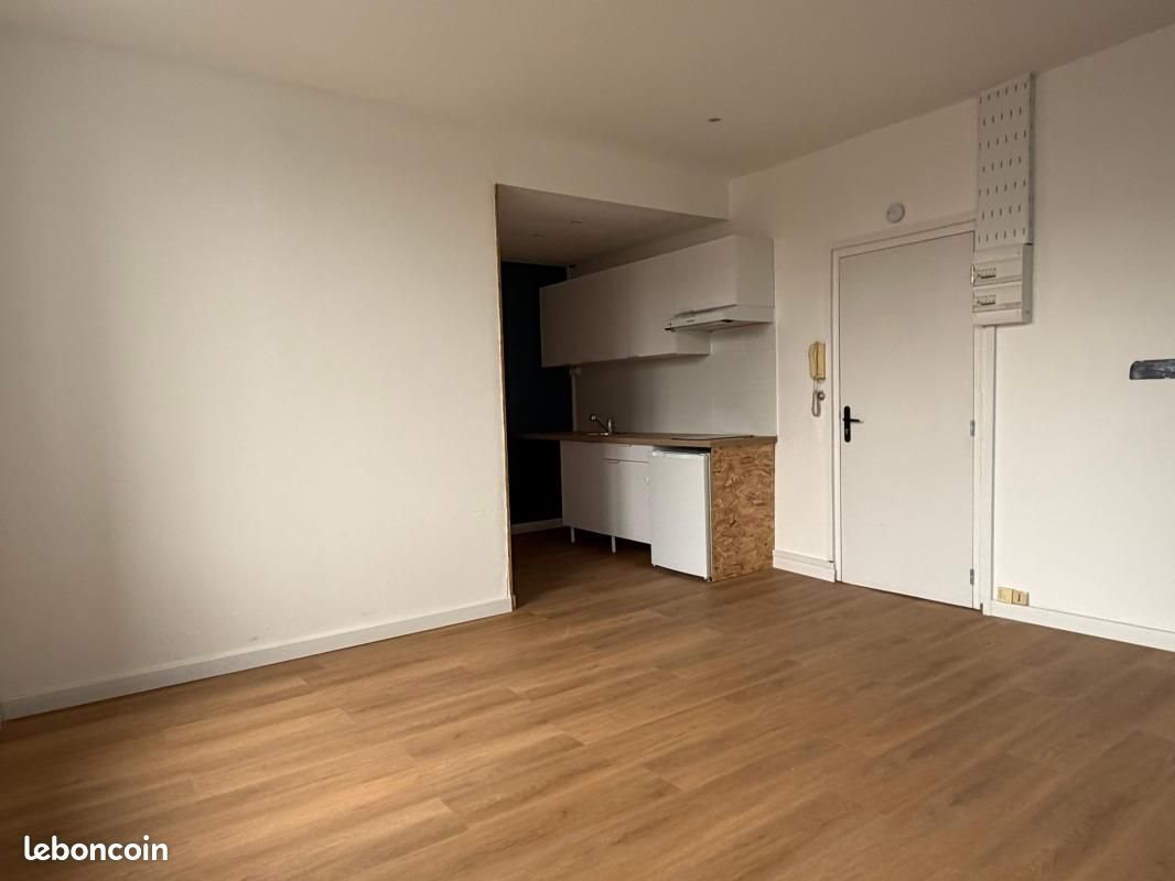 Appartement à louer, 32m², Anzin