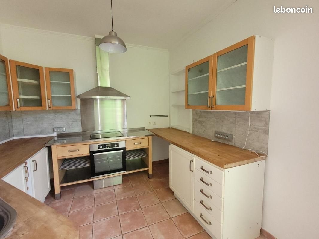 Maison à louer, 173m², Saint-Saulve