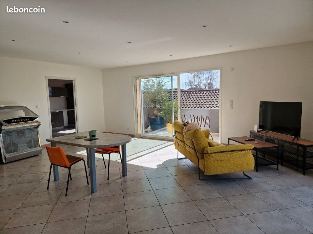 Appartement à louer, 123m², Viriat