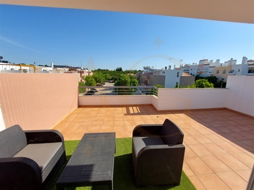 Maison avec 4 chambres et garage, à vendre à Tavira, Algarve