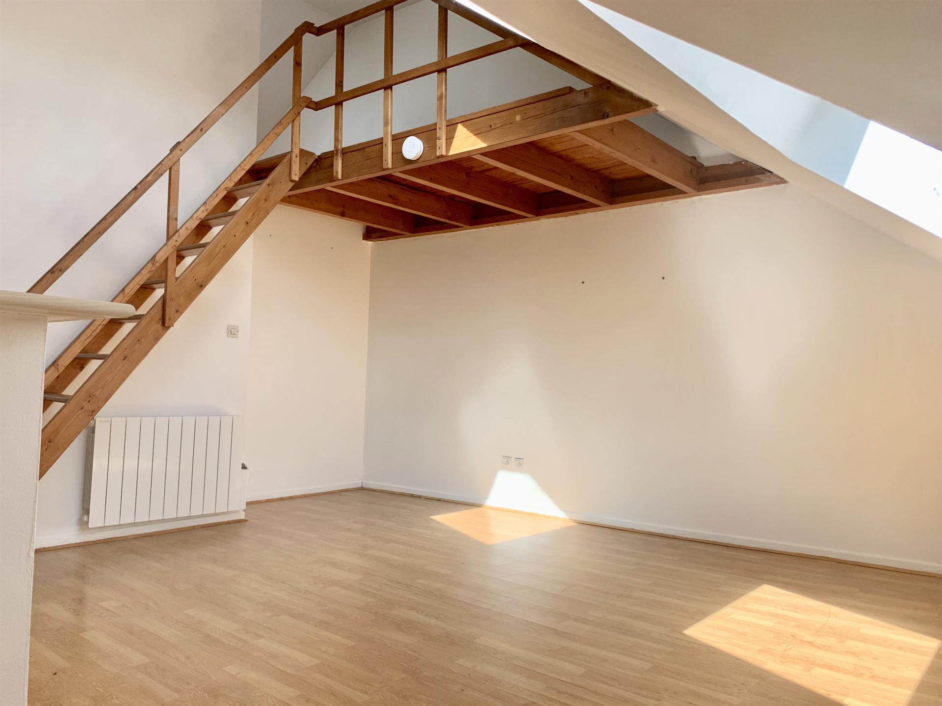 Appartement à vendre, 59m², Reims
