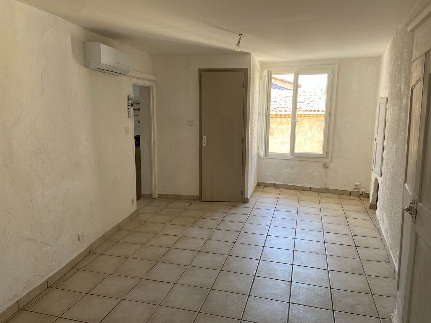 Maison à vendre, 44m², Volonne